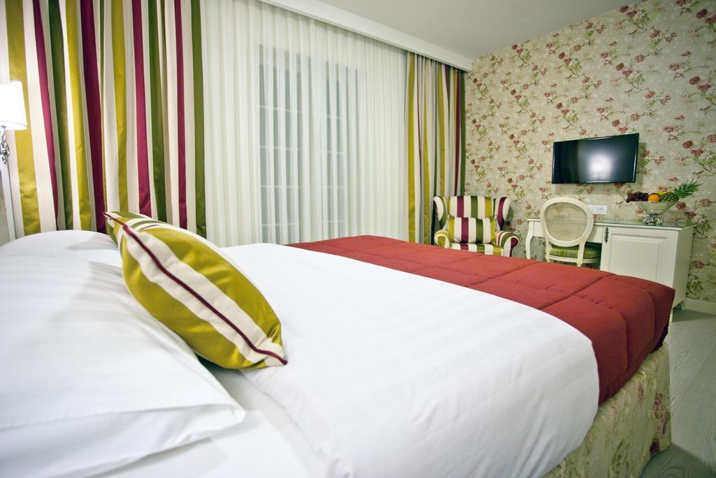 Hotel Villa Grace เมจูโกเรีย ห้อง รูปภาพ